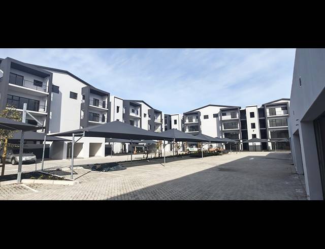 3 BEDROOM APARTMENT FOR SALE IN SANDOWN